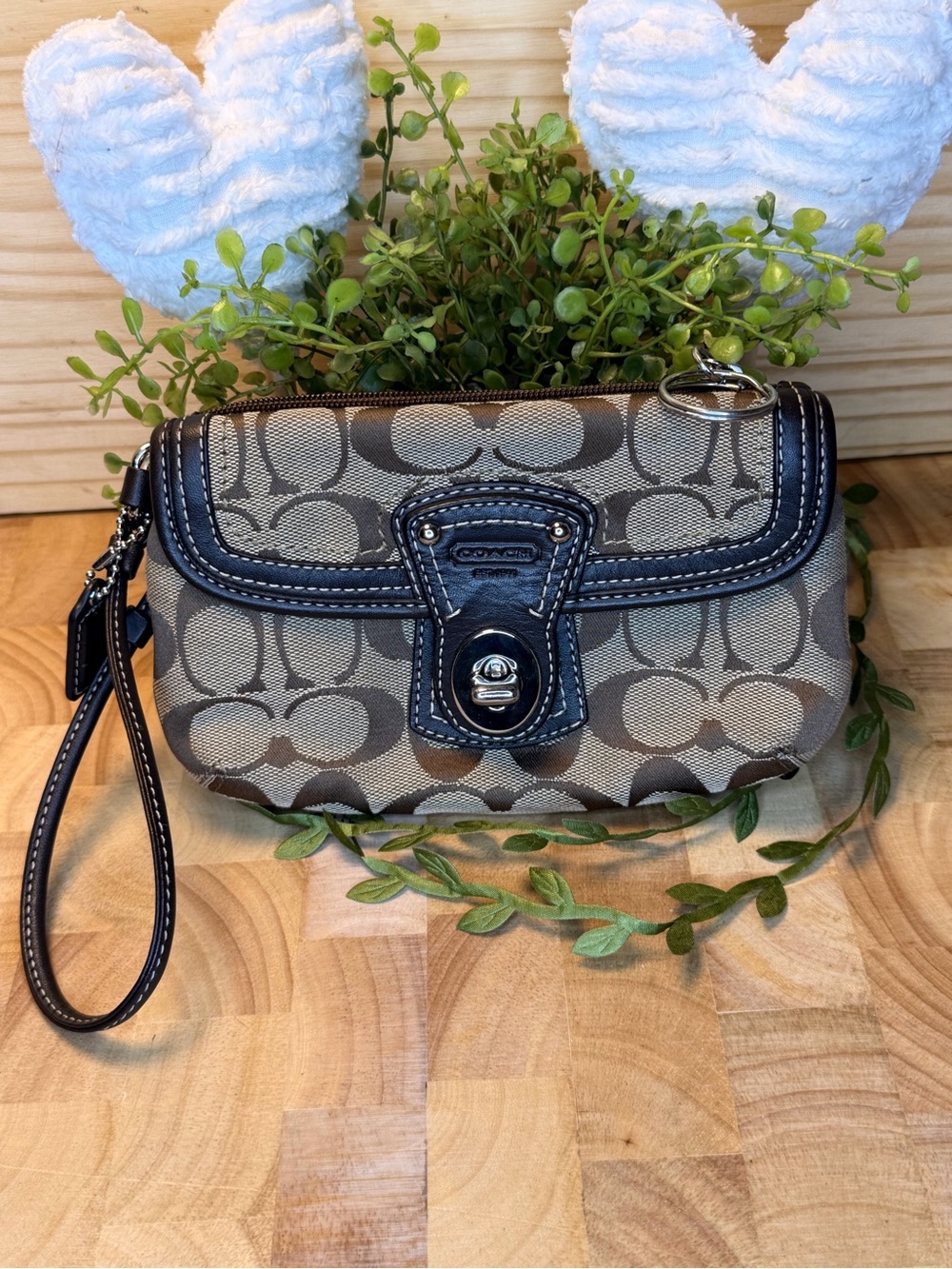 Coach Legacy Turnlock Signature Jacquard Wristlet